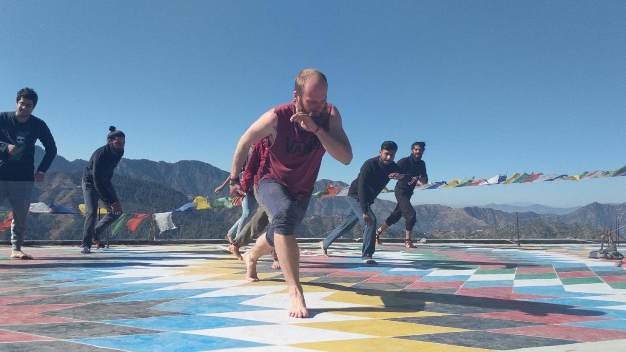 Namastay Himalayas, Kanatal Exteriör bild