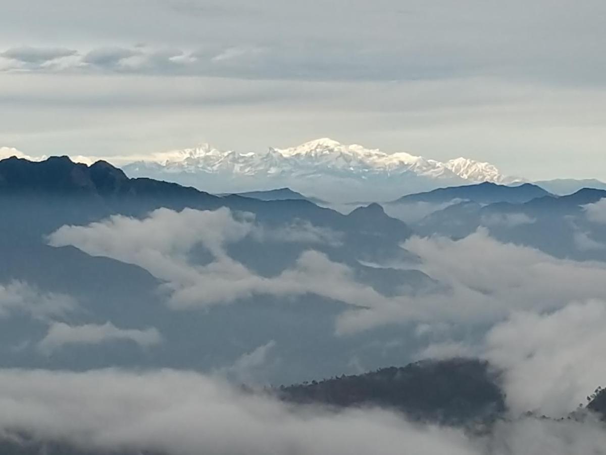 Namastay Himalayas, Kanatal Exteriör bild