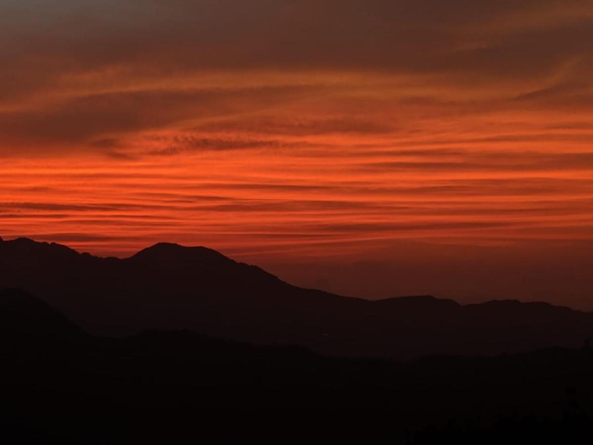 Namastay Himalayas, Kanatal Exteriör bild